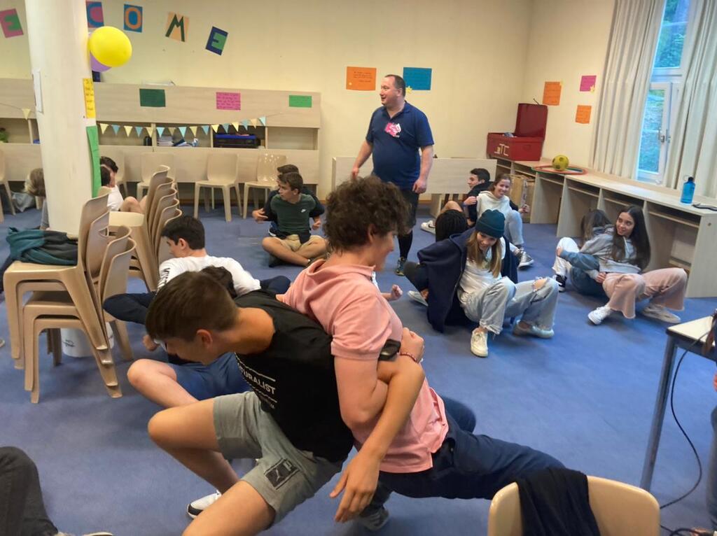 Village Camps International Summer Camp LTC, Leysin 2024-07-22 https://www.villagecamps.com/journals_admin/images/2402-3262-2402-1661-LTC10 (1).jpg